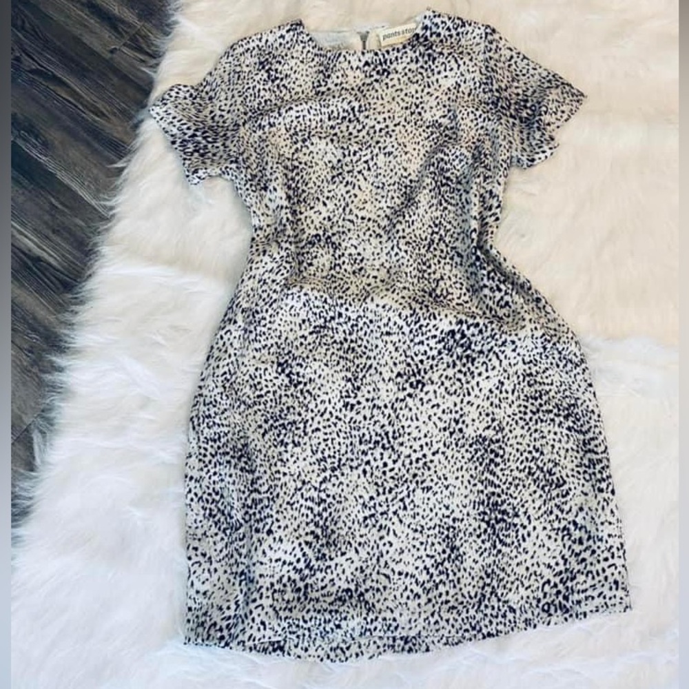 EUC Pants Store dress size medium